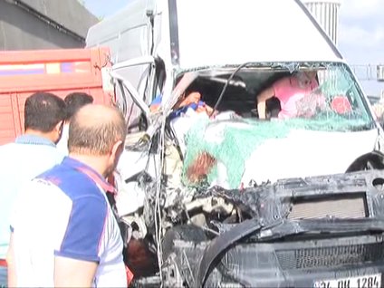 Bağcılar'da minibüs kazası