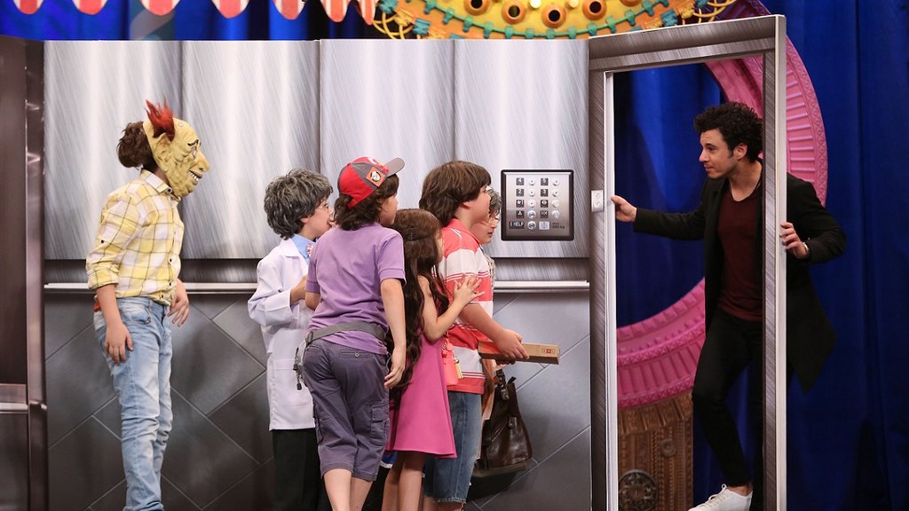 Pizzacı Hüseyin'in asansör macerası - ShowTürk TV