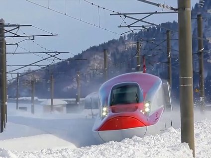 Karlar altında ilerleyen Japonya'nın teknolojik trenleri