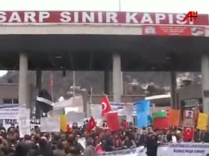 Sarp Sınır Kapısı'nda protesto!