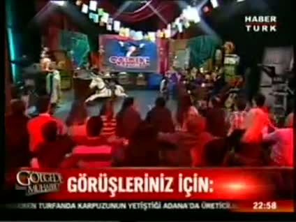 Teşhir ve röntgencilik üzerine bir oyun! 6