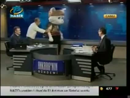 Melih Gökçek canlı yayında misket oynadı!