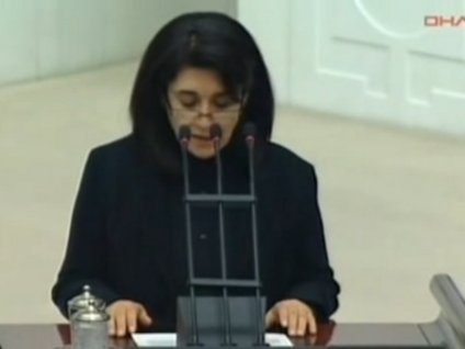 İşte Leyla Zana'nın 2011'deki yemini