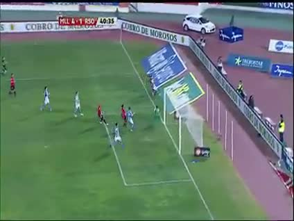 Uyanık futbolcunun hali başka!