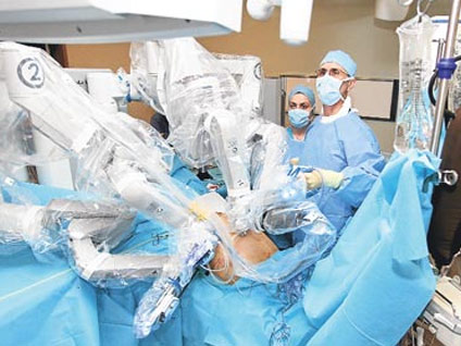 Ürolojide robotik cerrahinin hasta ve doktor açısından avantajları nelerdir?