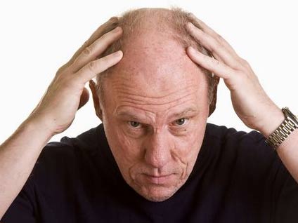 Erkeklerde saç dökülmesinin en başlıca sorun nedir?