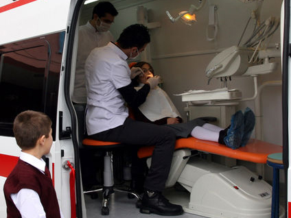 Çocuklarda süt dişlerinin kırılması veya çıkması önemsiz midir?