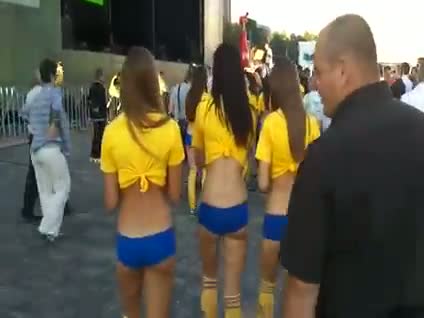 Kharkiv'de çıldırtan güzeller!