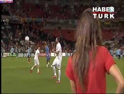 Casillas görmesin!