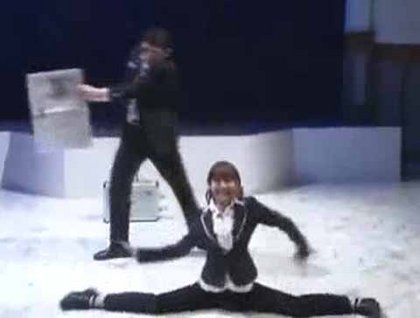 Japon illüzyonistten şok edici gösteri