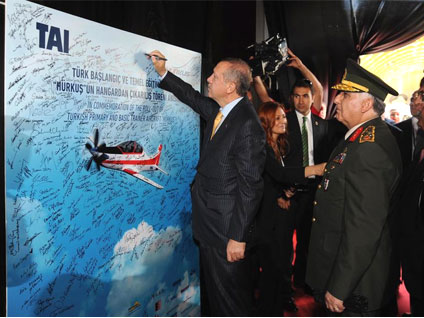 Anka, Başbakan'ı havadan görüntüledi!