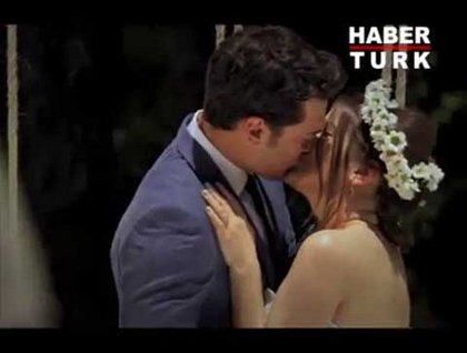 Feriha, Emir'le evleniyor