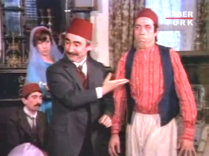 Unutulmaz Kemal Sunal sahneleri 1