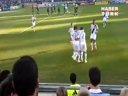 David Beckham'dan muhteşem frikik golü