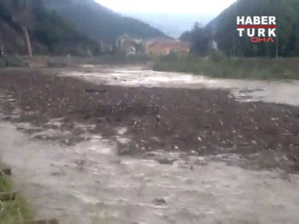 Sinop'ta selin geliş anı!