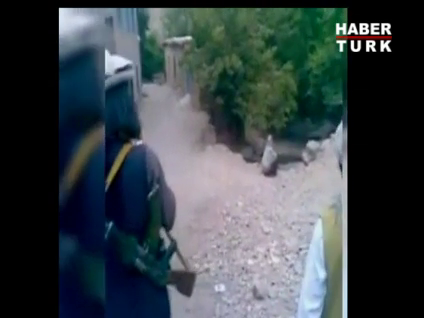 Afganistan'da zina yapan kadına infaz!