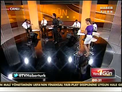 Yılmaz Morgül'den canlı performans