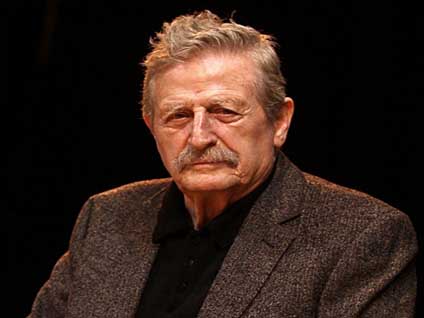 Müşfik Kenter'in sesinden "Yüreğinin anahtarı"