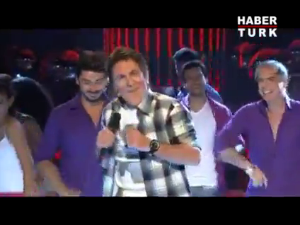 Uğur Arslan'dan Michel Telo taklidi!