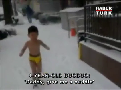 Çılgın baba uslanmıyor!