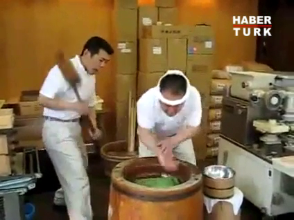 Dövüş sanatı gibi hamur dövme!