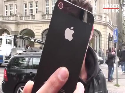 Yerde iPhone 5 görürseniz ne yaparsınız?