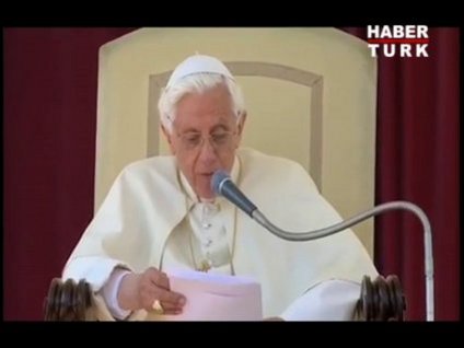 Papa, Arapça vaaz verdi!