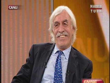 "Başbakan bizi izliyor!"