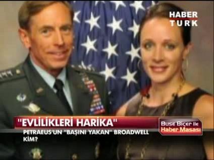 Yasak aşk istifa ettirdi