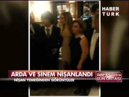 Sonunda nişanlandılar!