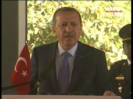 "Teröristler silah bırakıp ülkeyi terketmeli"