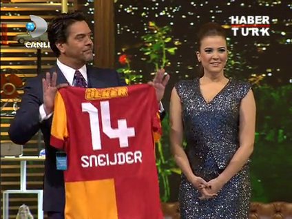 Beyaz'a Sneijder sürprizi!