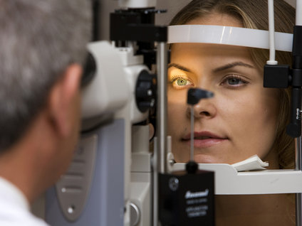 Protez göz için uygulanacak cerrahi yöntemler nelerdir?