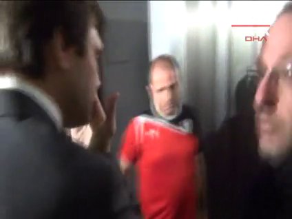 Ertuğrul Sağlam, gözyaşlarını tutamadı!