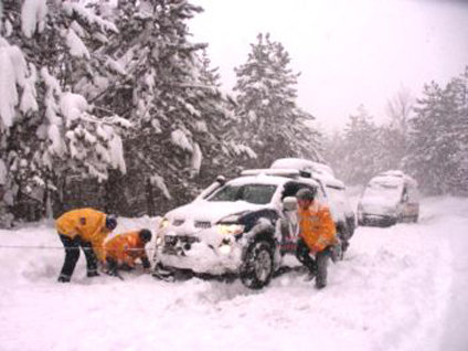 Kar yağışını fırsata dönüştürdüler