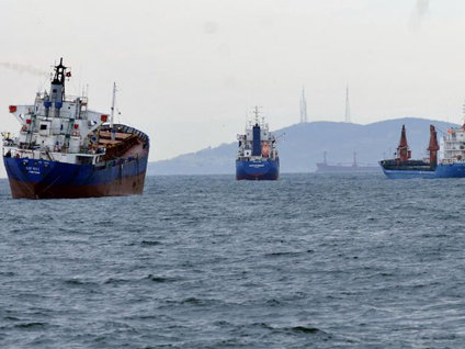 Türk firmasına ait yük gemisi önündeki gemiye böyle çarptı!