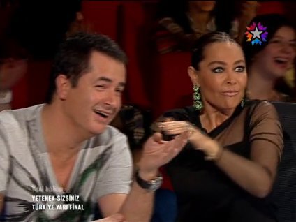 Acun ve Hülya ağzı açık izledi!