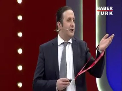 Erkeklerin foyasını ortaya çıkardı!