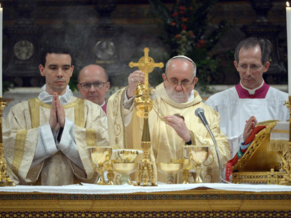 Beklenen ayin gerçekleşti