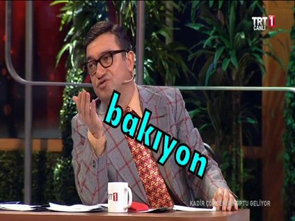 Kendiyle dalga geçti!