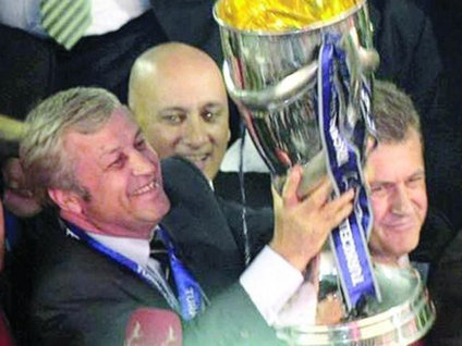 Türk futbolunun 5. şampiyonu Bursaspor yasta