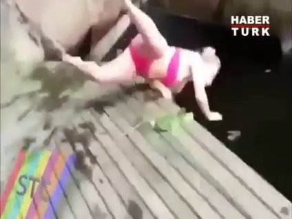 Utandıran görüntüler!