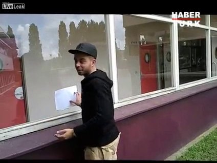 Öpücüğe karşılık beklenmeyen hediye