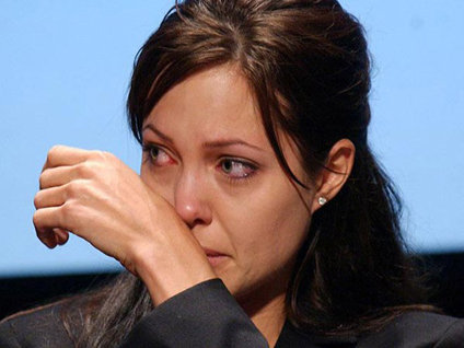 Jolie'nin teyzesi meme kanserine yenildi