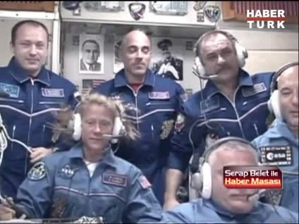 Uzayda devir teslim töreni