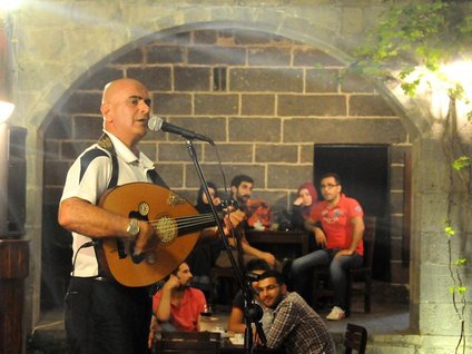 Ermeni sanatçı memleketine kavuştu