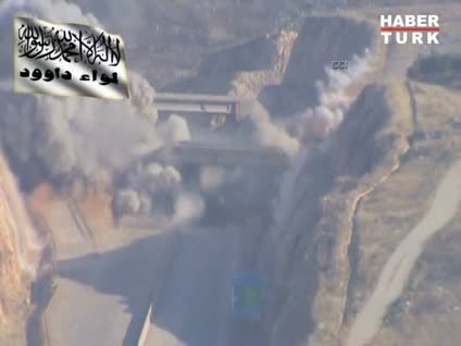 Köprüyü havaya uçurdular