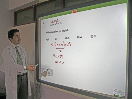 Akıllı tahtaların sayısı artıyor!