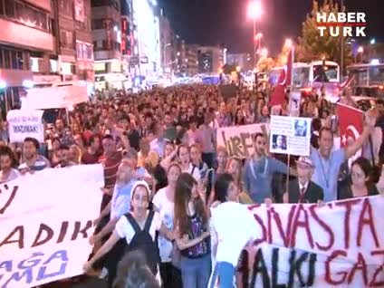 Kadıköy'de Madımak yürüyüşü