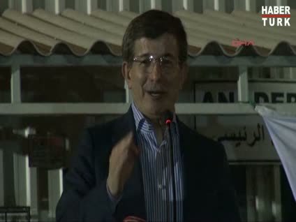 Davutoğlu Arapça slogan attı
